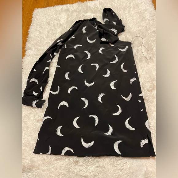 Saint Laurent Tie-Neck One-Sleeve Moon-Print Short Silk Dress - Picture 14 of 15